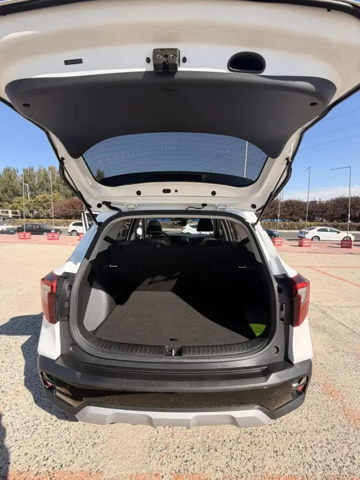 Kia Seltos 2023 Model 1.5L IVT Deluxe Edition – фото 9