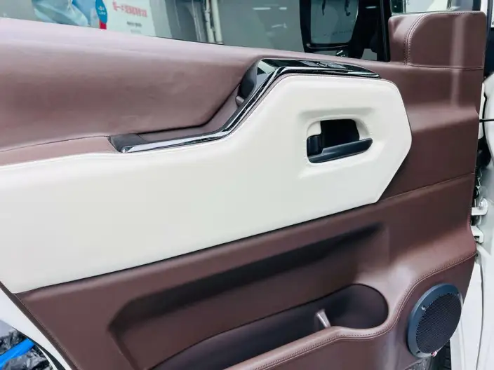 Hiace 2022 Model 3.5L Automatic Rear Drive 7 seat Parallel Imported – фото 10