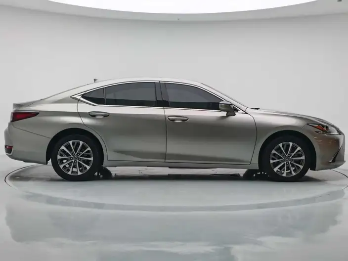 Lexus ES 2022 Model 200 Superior Edition – фото 8