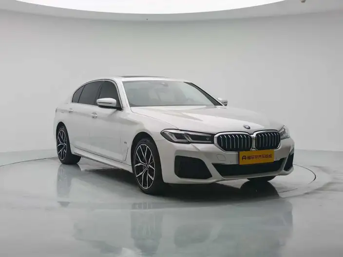 BMW 5 Series 2023 Model 530Li Leading Model M Sports Set – фото 3