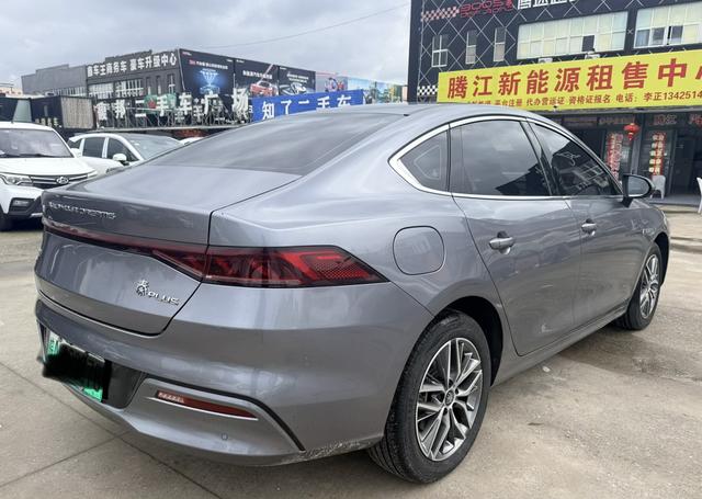 BYD Qin Plus EV 2023 Champion Edition 510km Leading – фото 8