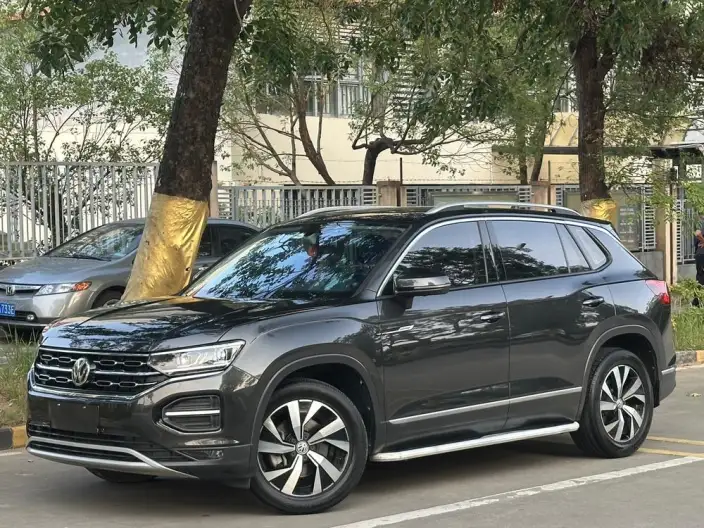 Volkswagen Tayron 2021 Model 330TSI 2WD Luxury Zhilian Edition – фото 1