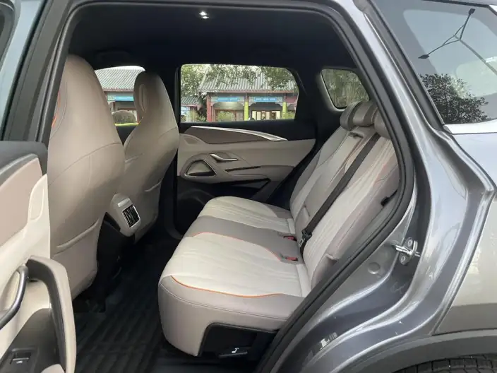 BYD Song Pro DM 2023 Model DM-i Champion Edition 71km Pilot Model – фото 9