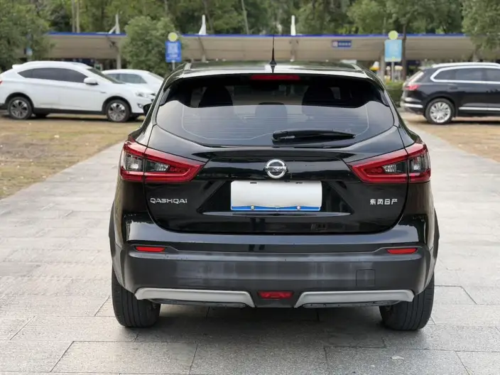 Nissan Qashqai 2021 Model 2.0L XV Smart Edition – фото 5