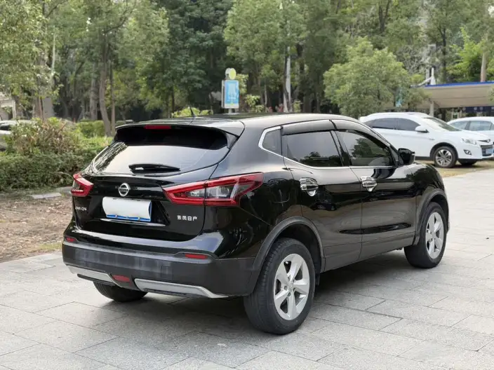 Nissan Qashqai 2021 Model 2.0L XV Smart Edition – фото 6