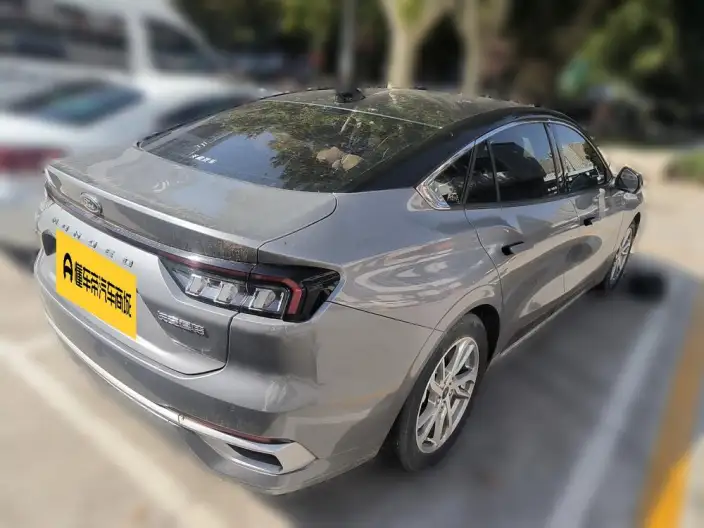 Ford Mondeo 2022 Model EcoBoost 245 Luxury Model – фото 2