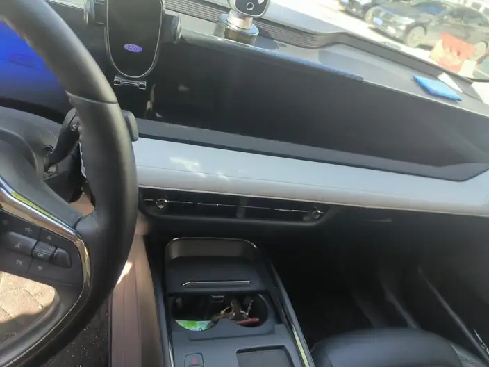 Ford Mondeo 2022 Model EcoBoost 245 Luxury Model – фото 8