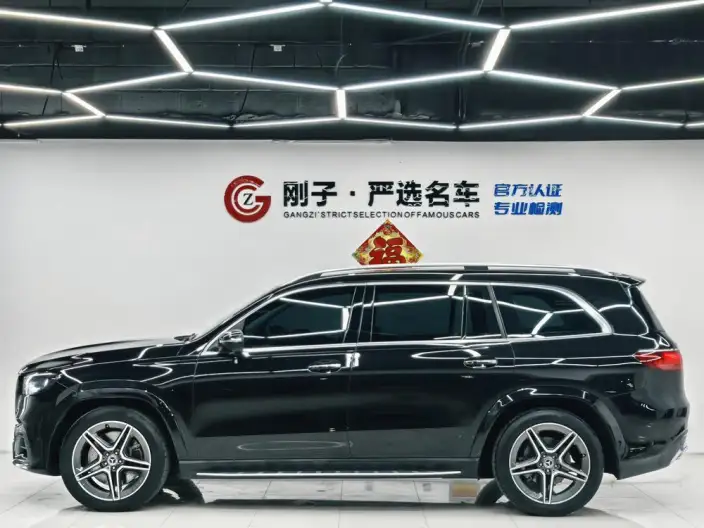 Mercedes-Benz GLS 2024 Model GLS 450 4MATIC Dynamic Model – фото 4