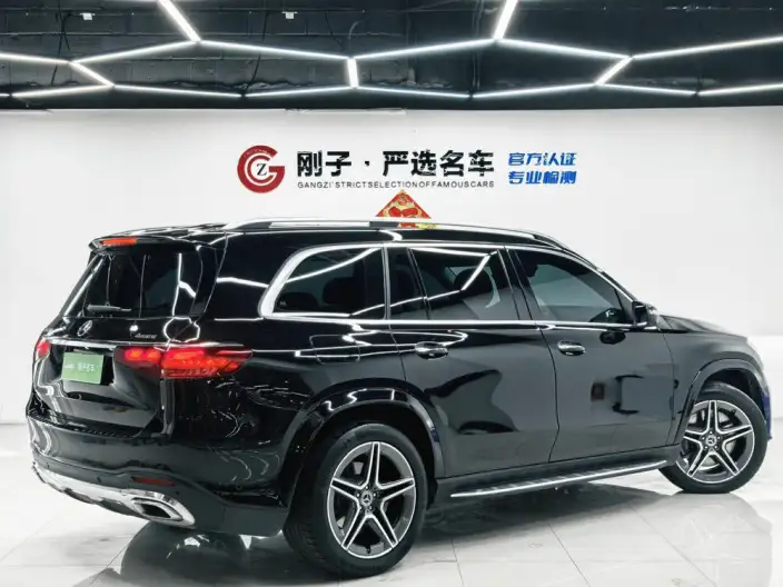 Mercedes-Benz GLS 2024 Model GLS 450 4MATIC Dynamic Model – фото 7