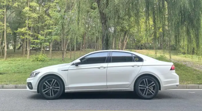Volkswagen Lamando 2021 Model Facelift 280TSI DSG Comfort Edition – фото 3