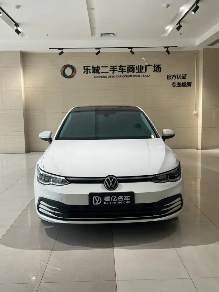 Volkswagen Golf 2024 Model 280TSI DSG Pro Lexiang Edition