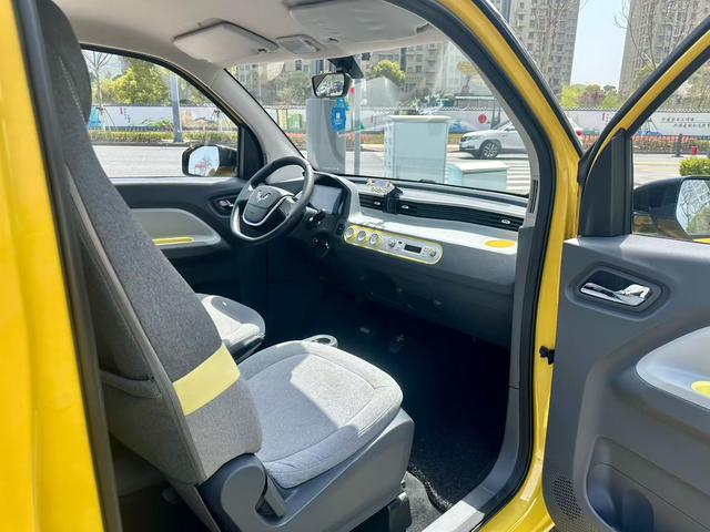 Wuling Hongguang MINIEV 2021 Macaron Premium NMC – фото 6
