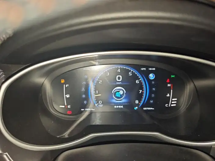 Geely Boyue 2022 Model 1.8TD DCT Smart Elegance Model – фото 6