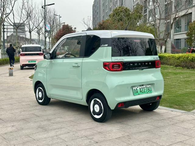 Wuling Hongguang MINIEV 2021 Macaron Premium NMC – фото 4