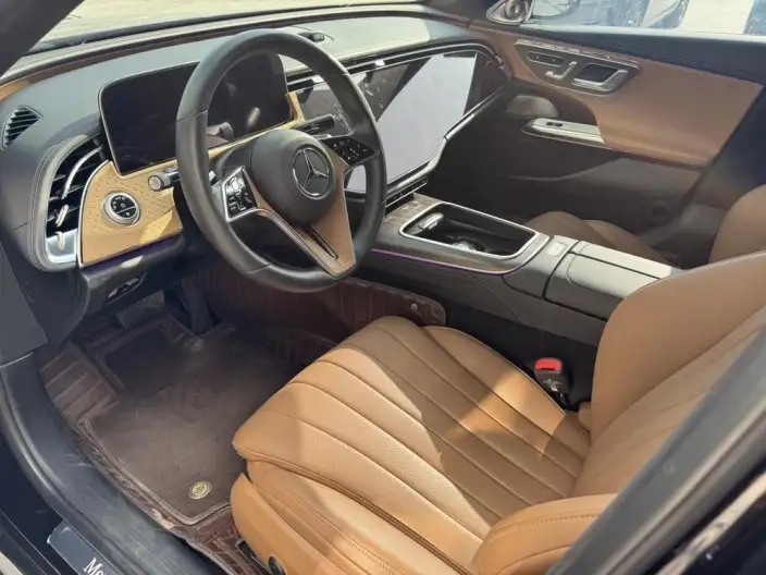 Mercedes-Benz E-Class 2025 Model E 300 L Luxury Model sedan – фото 10