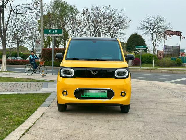 Wuling Hongguang MINIEV 2024 215km Youth LFP – фото 2
