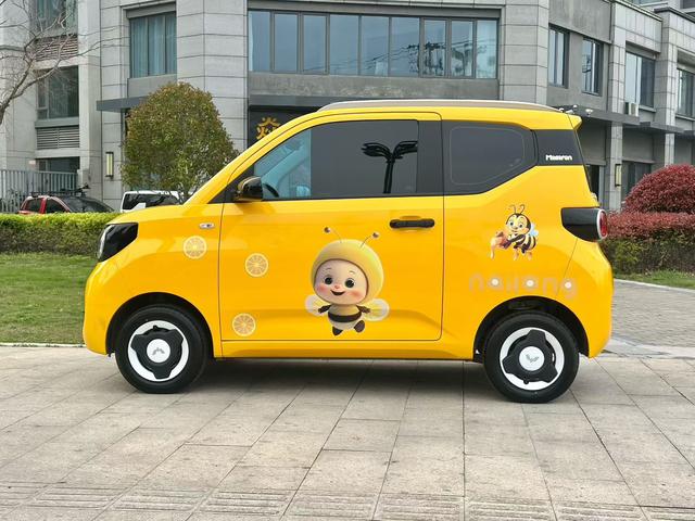 Wuling Hongguang MINIEV 2024 215km Youth LFP – фото 3