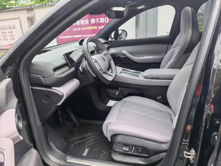 NIO EC6 2024 Model 75kWh – фото 10