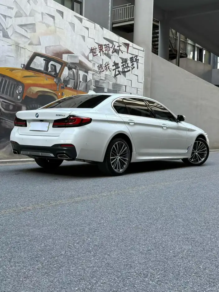 BMW 5 Series 2022 Model Facelift 530Li Leading Model M Sports Set – фото 3