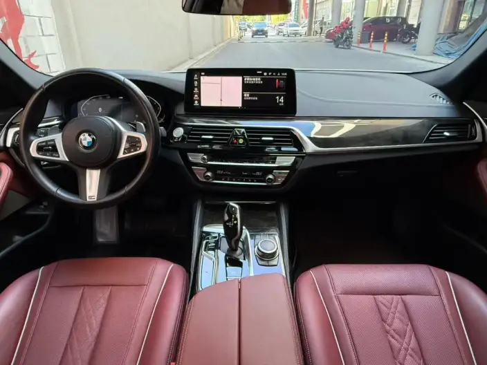 BMW 5 Series 2022 Model Facelift 530Li Leading Model M Sports Set – фото 6