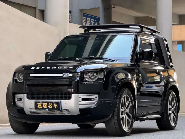 Land Rover Defender 2023 Model 90 3.0T P400 XS