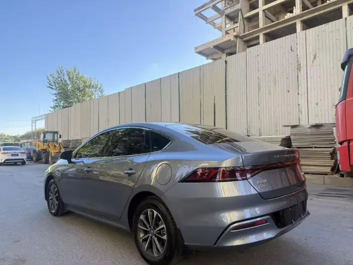 BYD Qin PLUS DM 2023 Model DM-i Champion Edition 120KM Leading Model – фото 4