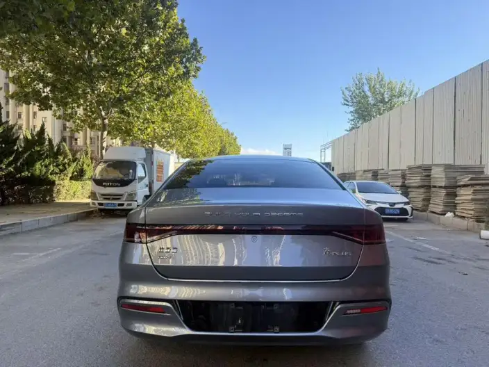 BYD Qin PLUS DM 2023 Model DM-i Champion Edition 120KM Leading Model – фото 5
