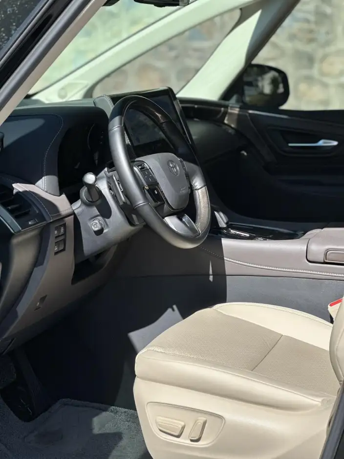 Elfa 2023 Model 2.5L Intelligent Hybrid 4WD Premium – фото 8