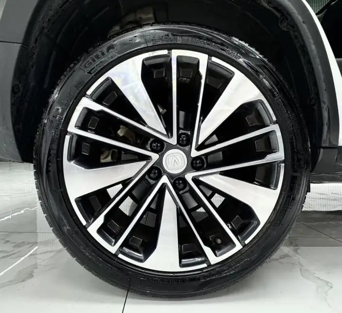 Changan CS35 PLUS 2023 Model Changxiang Edition Blue whale NE 1.4T DCT Noble Model – фото 9