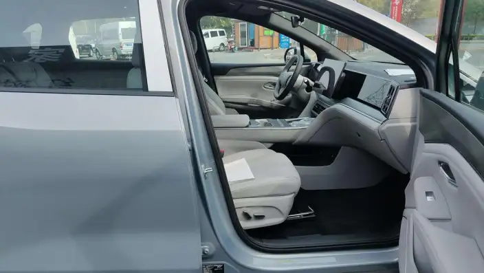 Song Ultra DM 2026 Model DM-i 205KM Leading Model – фото 10