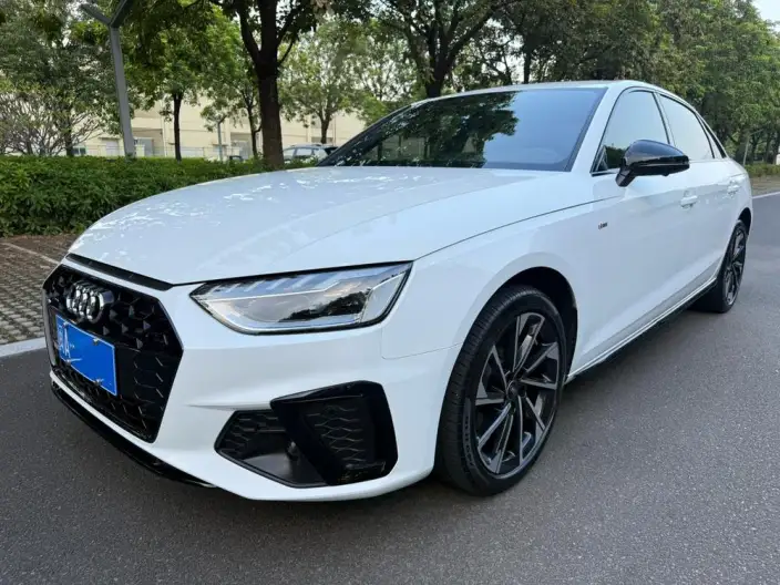 Audi A4 L 2023 Model 40 TFSI Luxury Dynamic Model