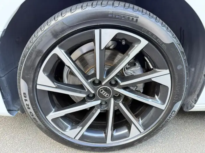 Audi A4 L 2023 Model 40 TFSI Luxury Dynamic Model – фото 10