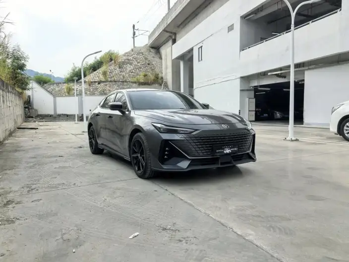 Changan UNI-V 2023 Model 1.5T Exclusive Model