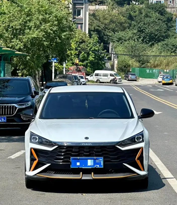 Yixuan 2024 Model 1.5L Automatic Speed Edition – фото 2