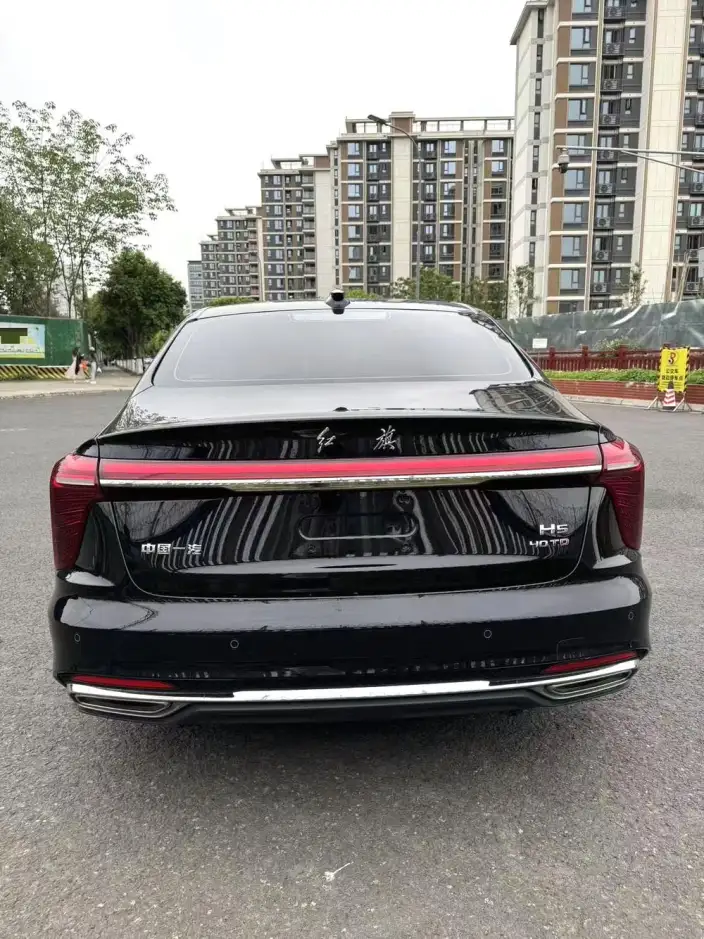 Hongqi H5 2023 Model 2.0T Automatic Flag Enjoy Edition