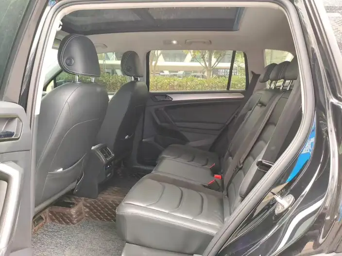 Volkswagen Tiguan L 2022 Model 330TSI Automatic 2WD Smart Edition – фото 8