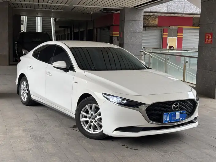 Mazda3 Axela 2021 Model 2.0L Automatic Zhi Engine Edition