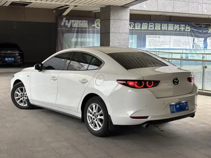 Mazda3 Axela 2021 Model 2.0L Automatic Zhi Engine Edition
