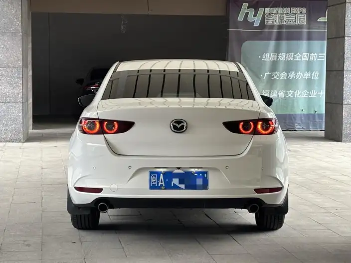 Mazda3 Axela 2021 Model 2.0L Automatic Zhi Engine Edition – фото 5