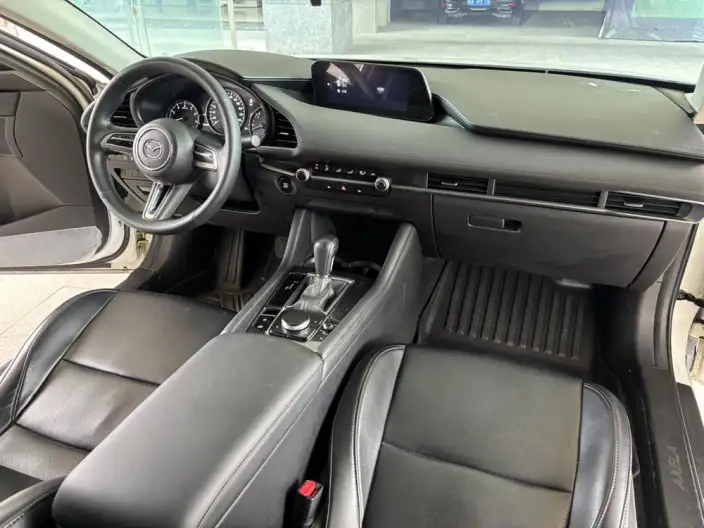 Mazda3 Axela 2021 Model 2.0L Automatic Zhi Engine Edition – фото 10