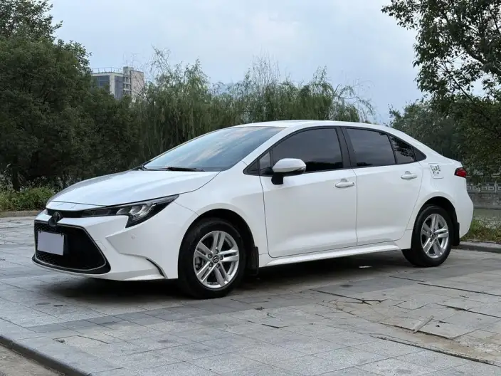 Toyota Levin 2022 Model 185T CVT Deluxe Edition