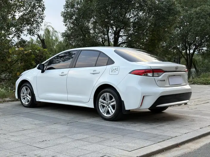 Toyota Levin 2022 Model 185T CVT Deluxe Edition – фото 5