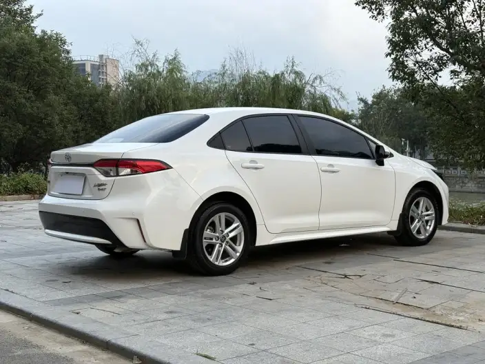 Toyota Levin 2022 Model 185T CVT Deluxe Edition – фото 7