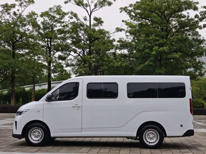 Wuling Yangguang 2025 Model 400km Passenger car Edition Comfort Model 6 seat – фото 4