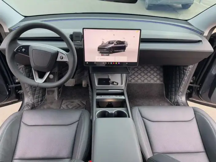 Model Y 2025 Model Rear-wheel drive version – фото 6