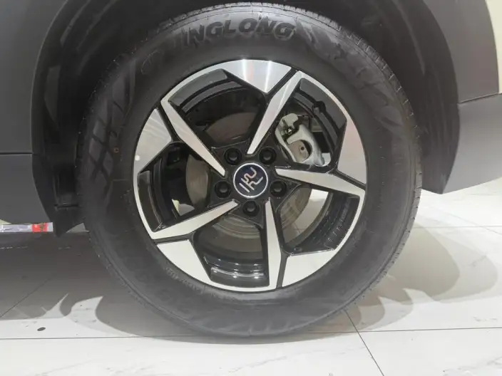 Yuan UP 2025 Model Smart Driving Edition 401KM Leading Model – фото 7