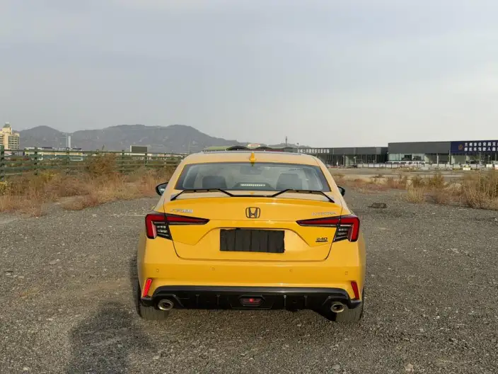 Model Ge 2022 Model 240TURBO CVT Exclusive Edition – фото 5