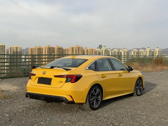 Model Ge 2022 Model 240TURBO CVT Exclusive Edition – фото 6