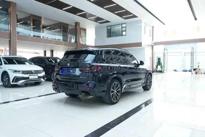 BMW X3 2023 Model xDrive30i Exclusive Model M Night Set – фото 6