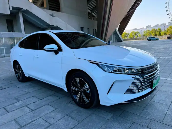 BYD Destroyer 05 2023 Model DM-i Champion Edition 120KM Noble Model